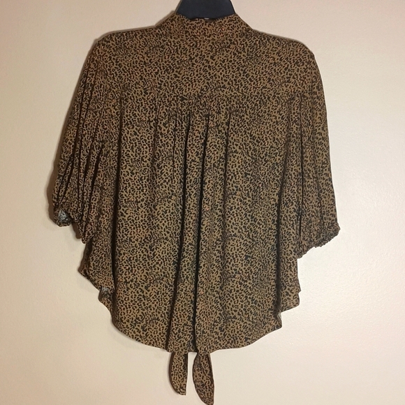 Free People Celia Animal Print Tie Front Top - Picture 4 of 8